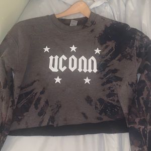 UCONN Tye-dye long sleeved cropped crewneck
